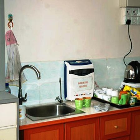 Stay In Lodge โกตาคินาบาลู ภายนอก รูปภาพ