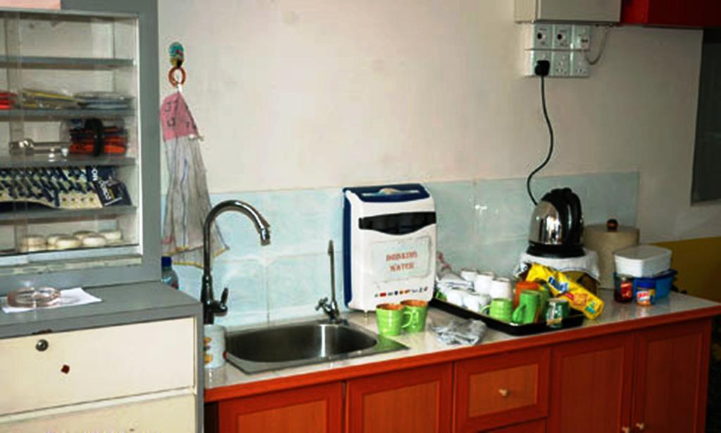 Stay In Lodge โกตาคินาบาลู ภายนอก รูปภาพ