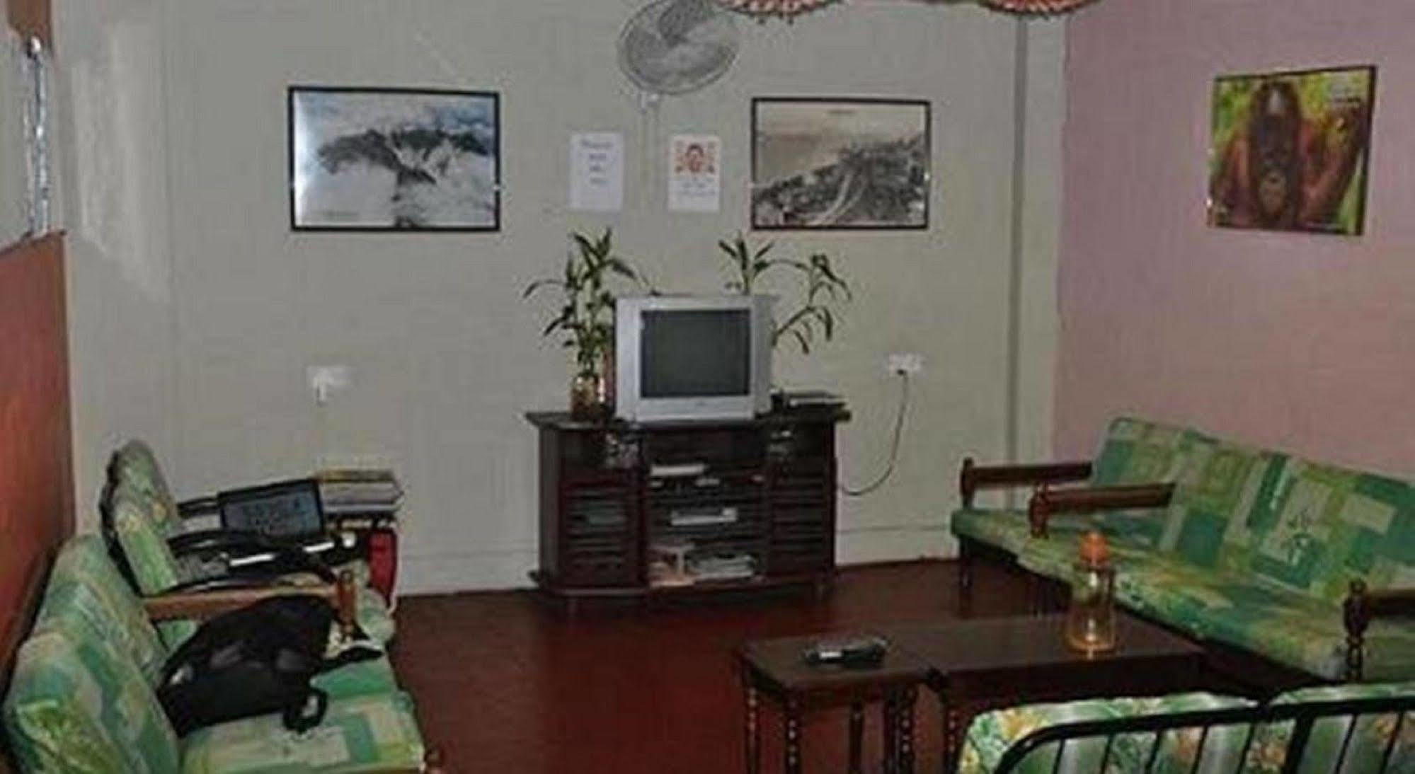 Stay In Lodge โกตาคินาบาลู ภายนอก รูปภาพ