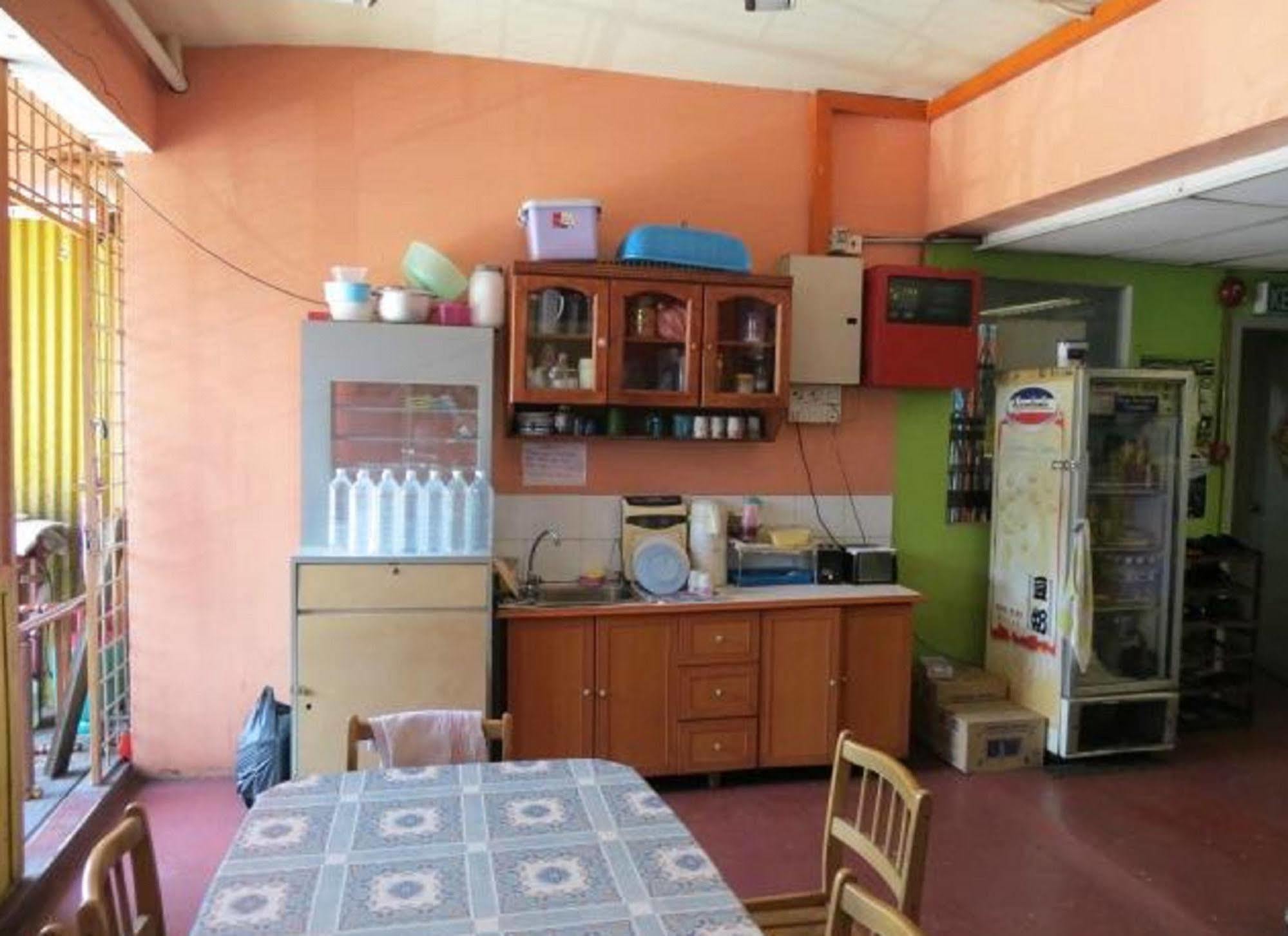 Stay In Lodge โกตาคินาบาลู ภายนอก รูปภาพ